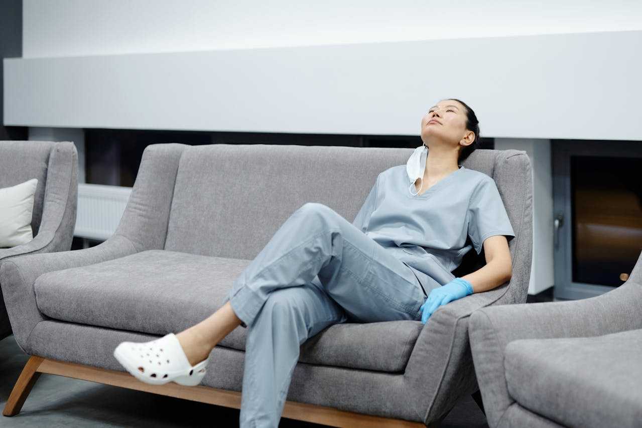 Night shift guide to sleep for shift workers